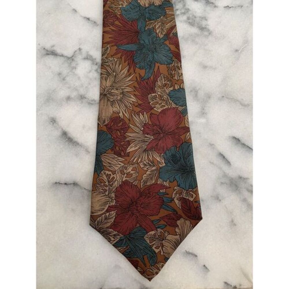 Cellini 100% Italian Silk Elegant Floral Tie Made In USA